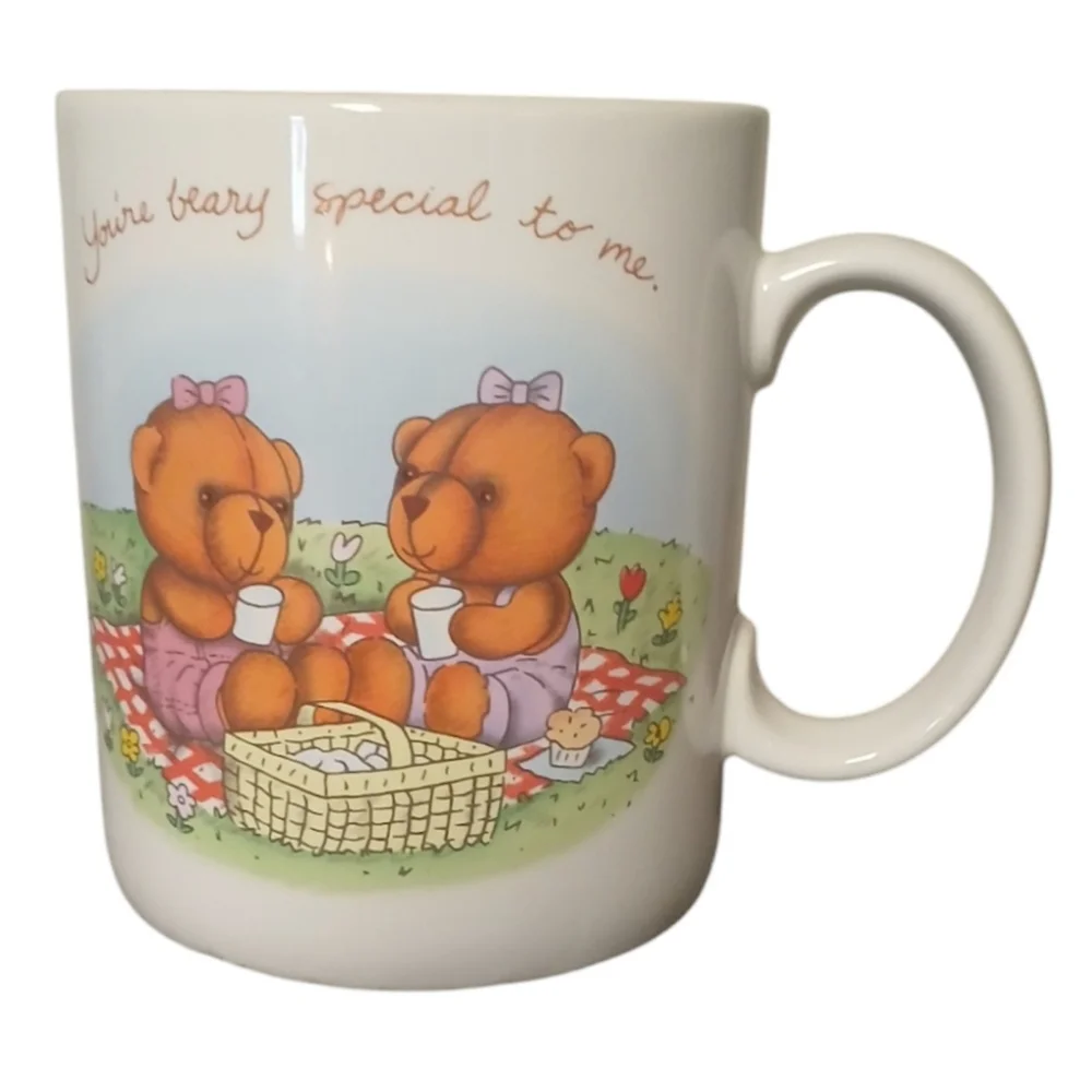 Adorable Vintage Avon Mug